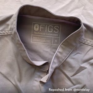 FIGS SMALL GRAY TOP